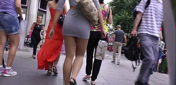  Public Girl in tall Skirt
